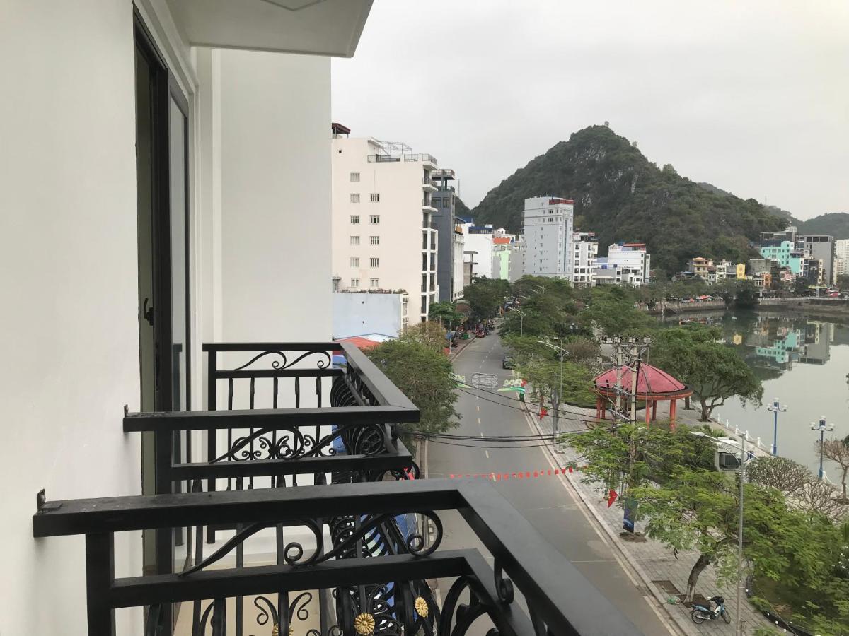 Sea Balcony Hotel Dong Khe Sau Bagian luar foto