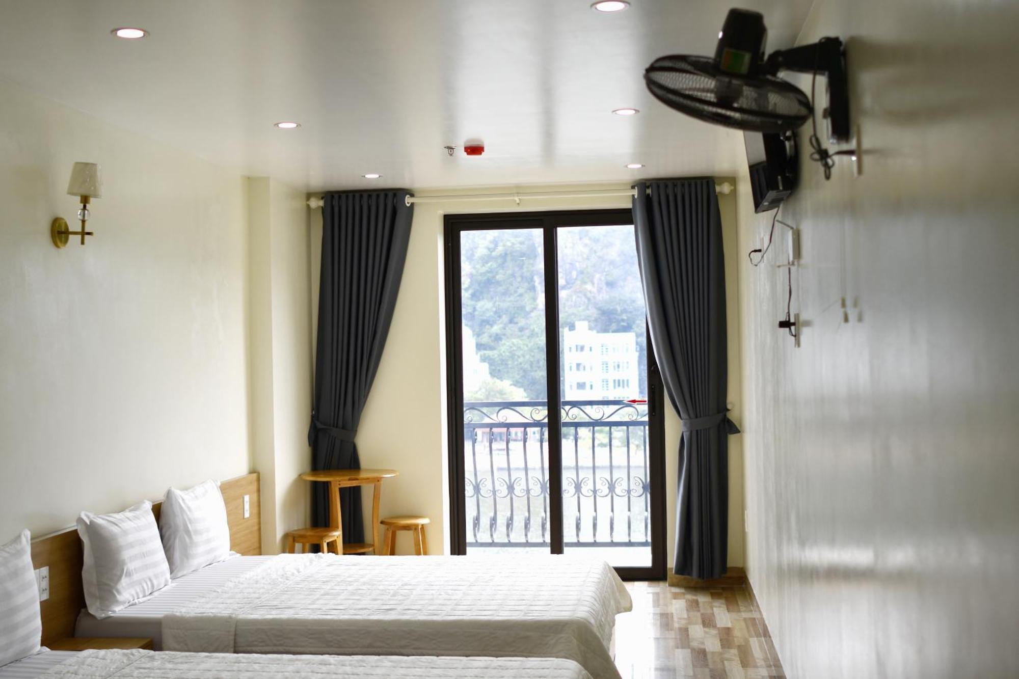 Sea Balcony Hotel Dong Khe Sau Bagian luar foto