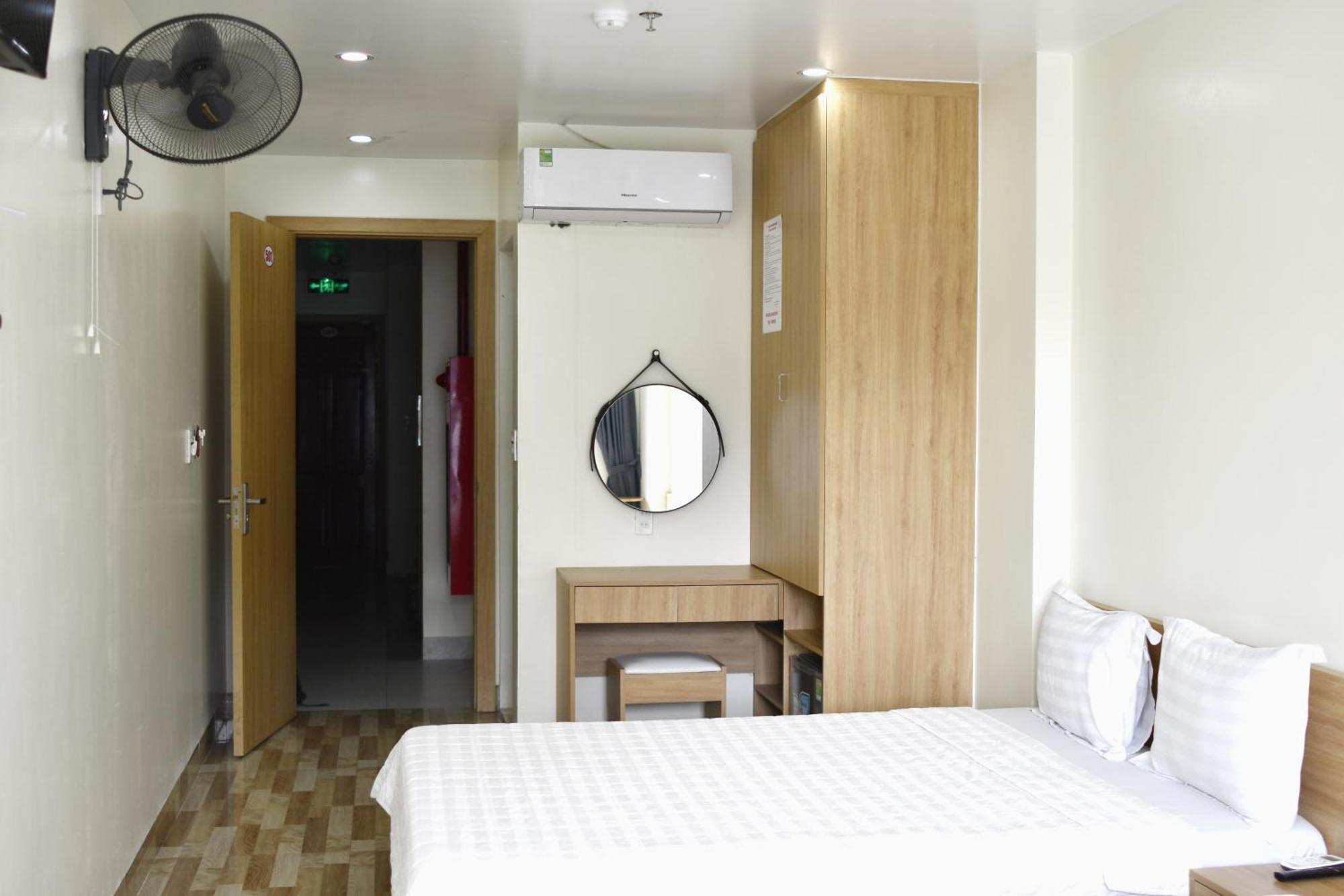 Sea Balcony Hotel Dong Khe Sau Bagian luar foto
