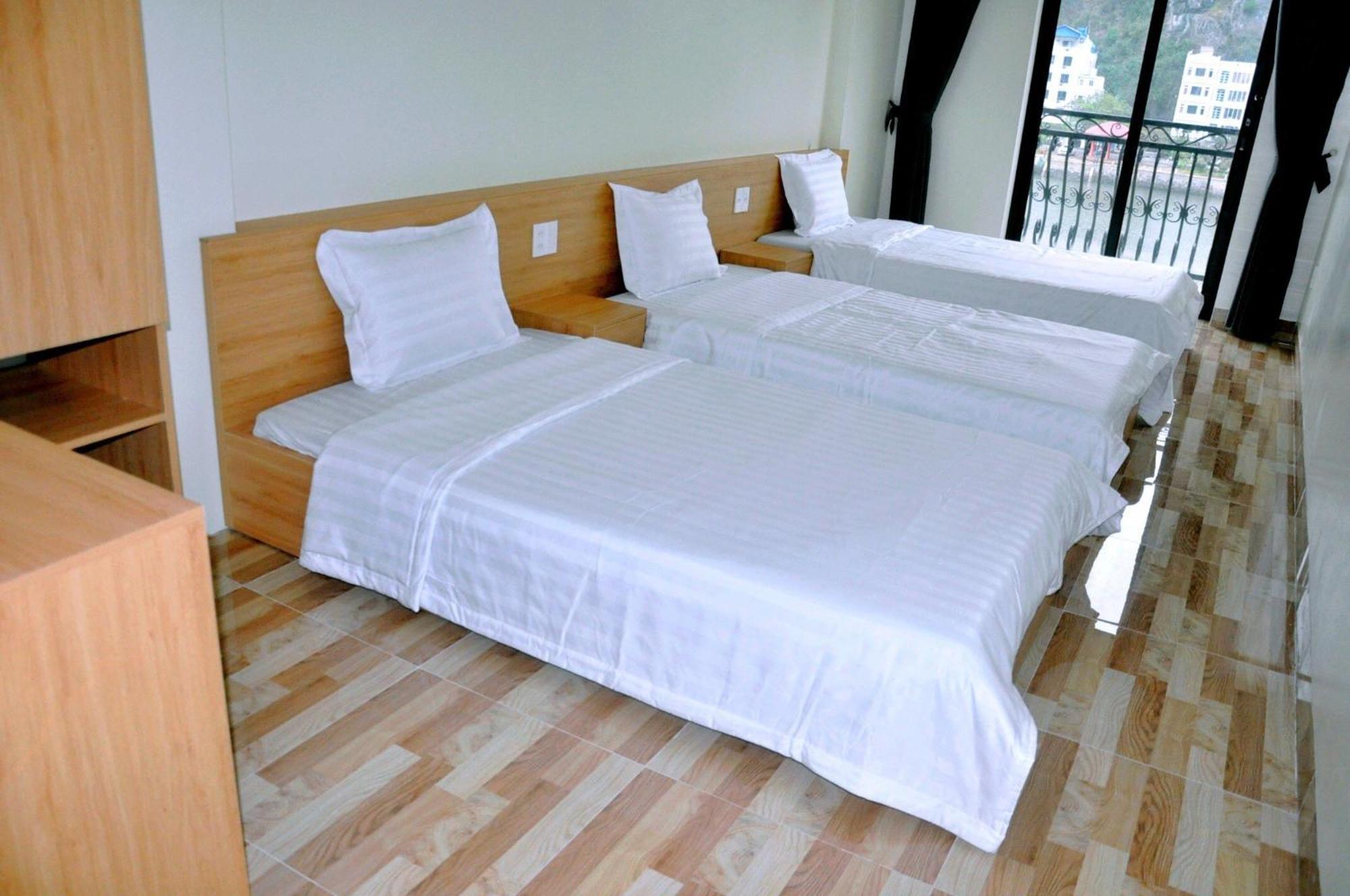 Sea Balcony Hotel Dong Khe Sau Bagian luar foto
