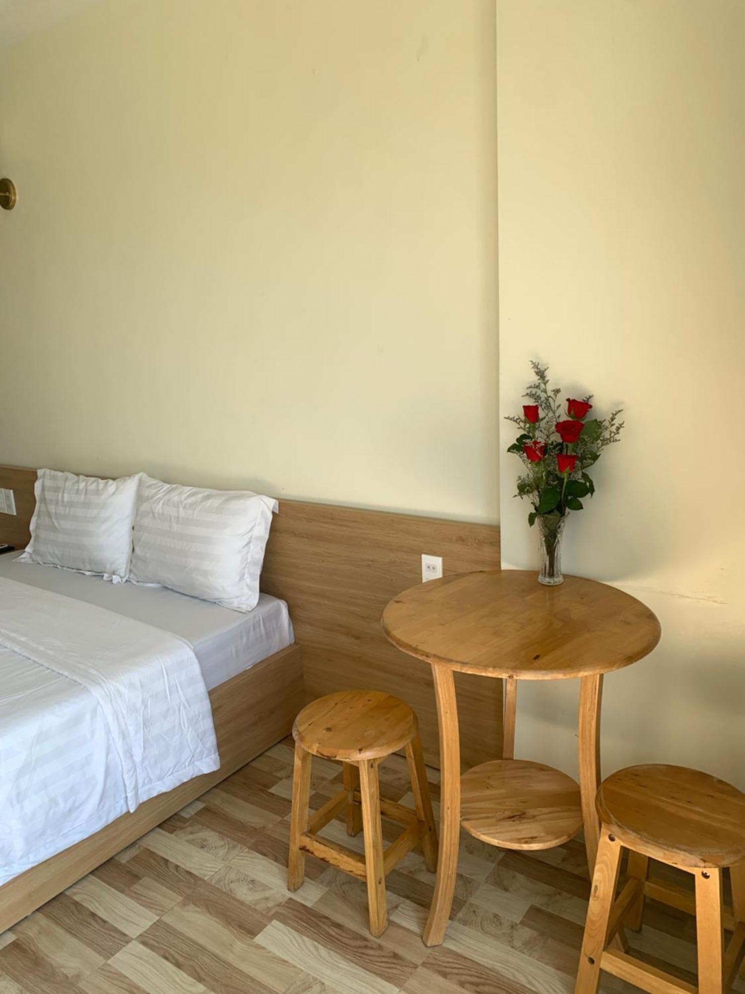 Sea Balcony Hotel Dong Khe Sau Bagian luar foto