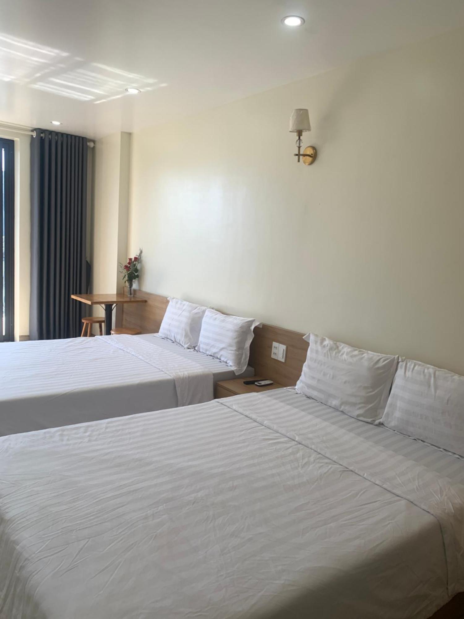 Sea Balcony Hotel Dong Khe Sau Bagian luar foto